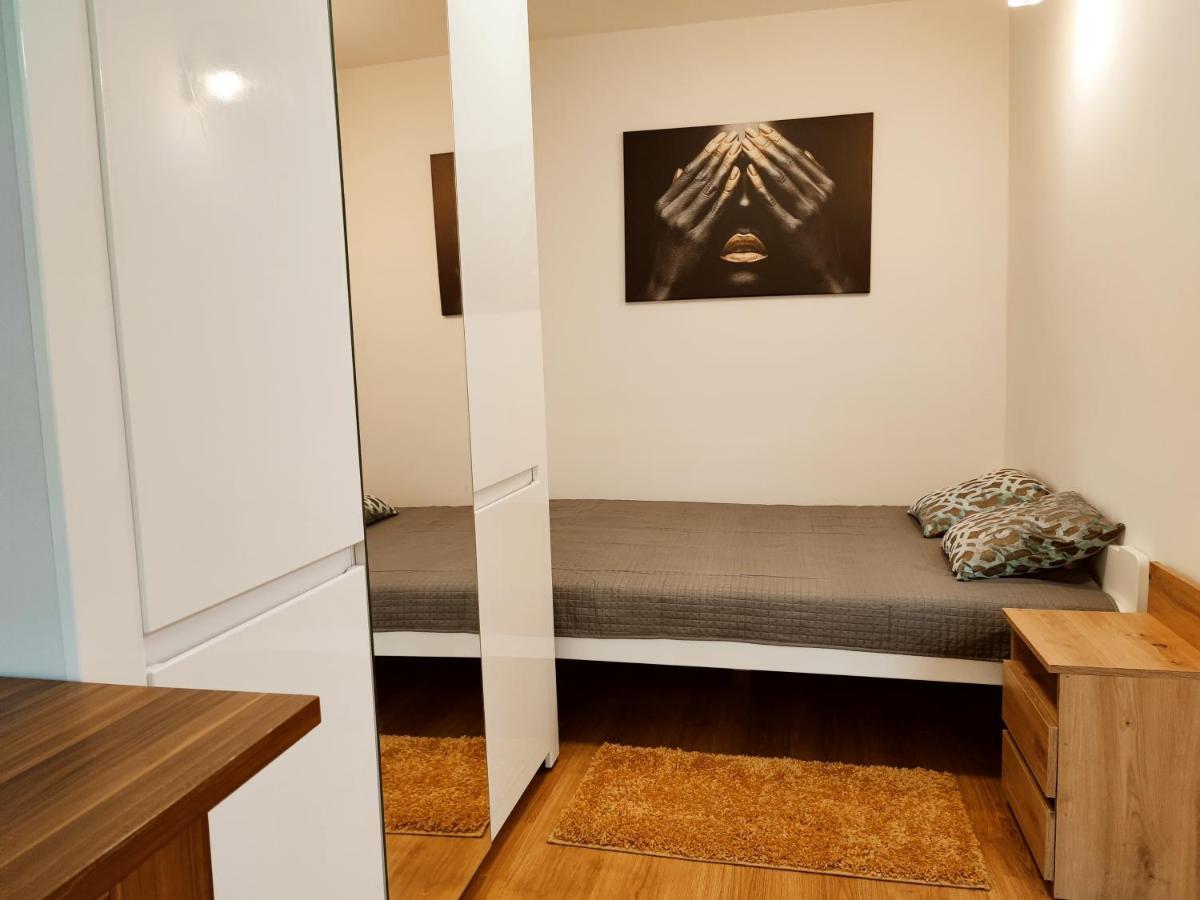 Zwierzyniecka Luna Apartment